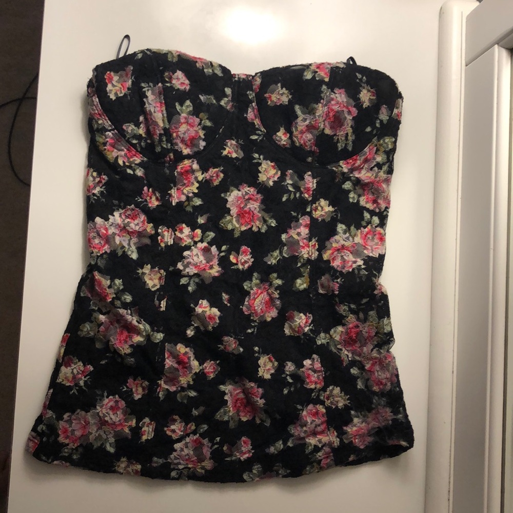 Forever 21 Sleeveless Black Pink Lace Flower Top